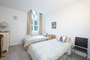 Photo 16- click for photo gallery